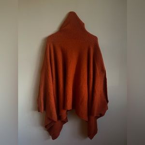 Lou & grey poncho sweater